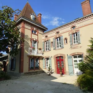 https://chambre-dhotes-bastide-du-cosset.midi-pyreneeshotels.com