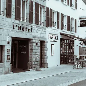 Les Voyageurs Hotel