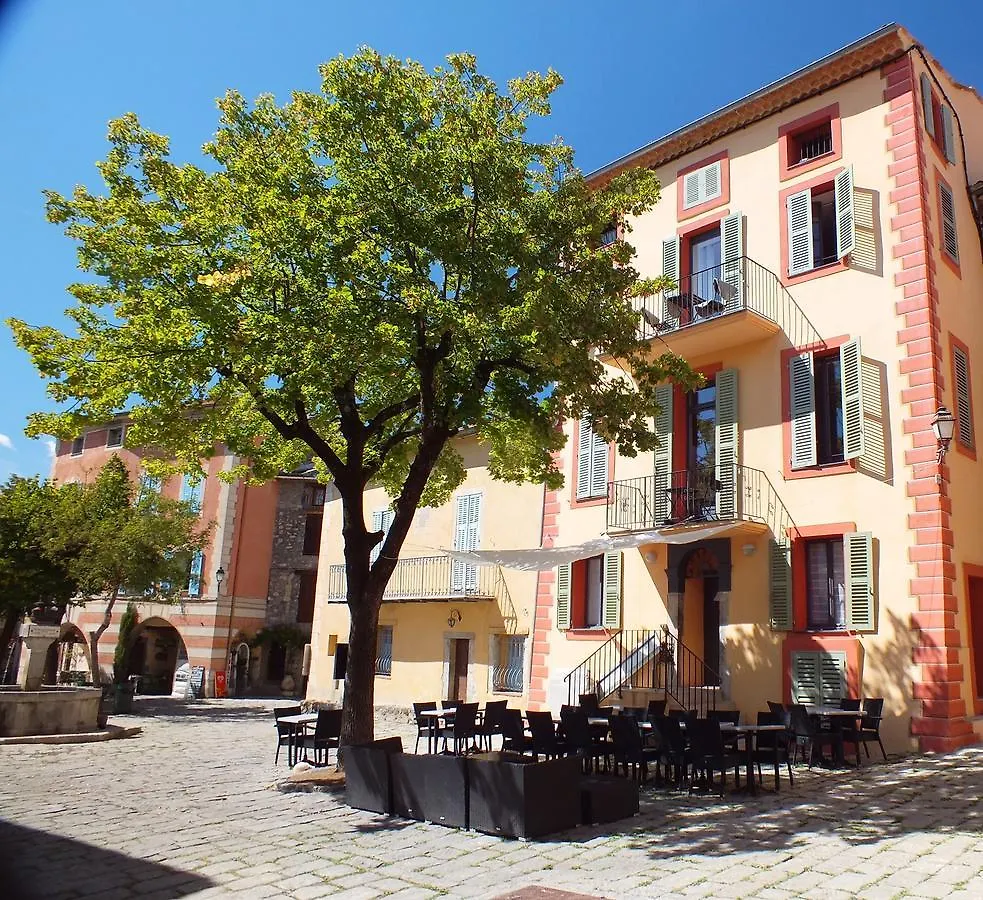 La Maison De La Tour 3*, La Tour (Alpes-Maritimes)