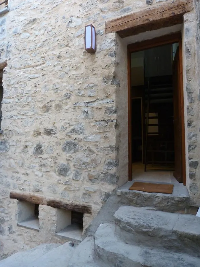La Maison De La Tour צרפת